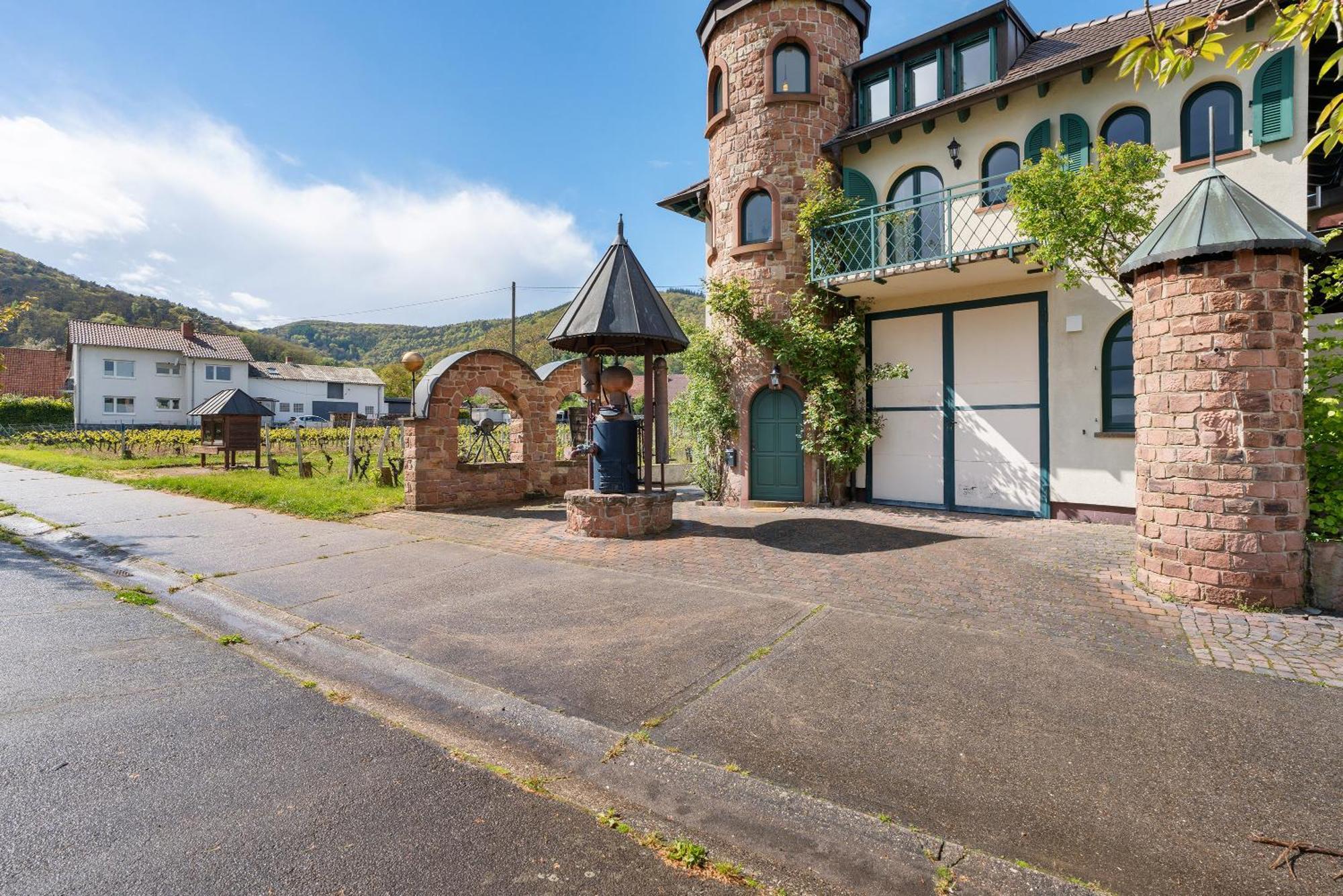 Apartment Weingut Loewenthal Eschbach (Sudliche Weinstrasse)